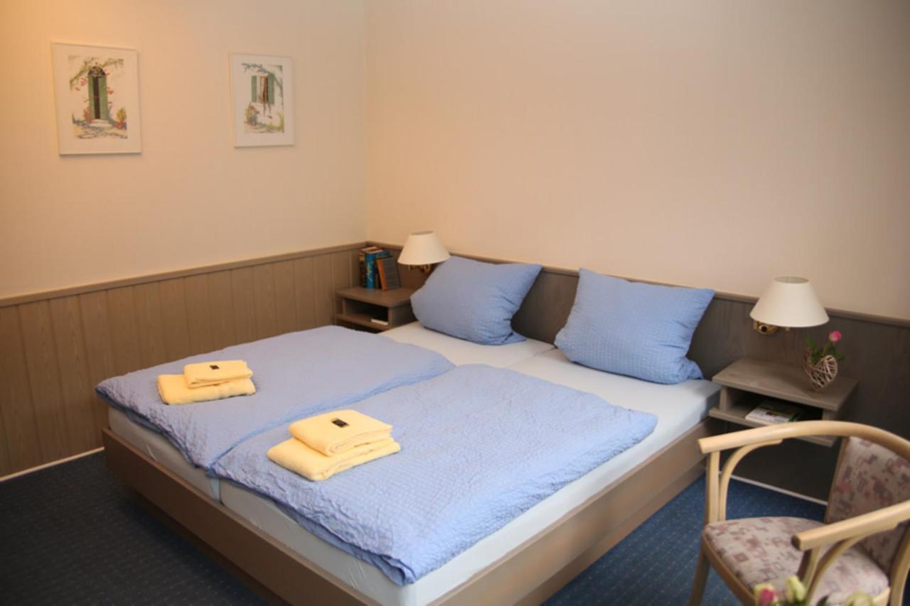 Hotel Garni Kaiserpfalz 戈斯拉尔 客房 照片